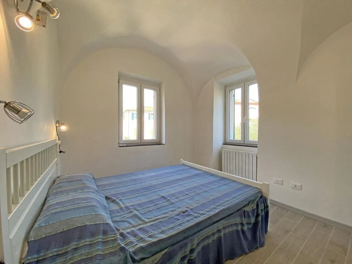 La Casa Del Borgo Nature Sport & Relax 1Room Apartment With Terrace Calice Ligure Italia